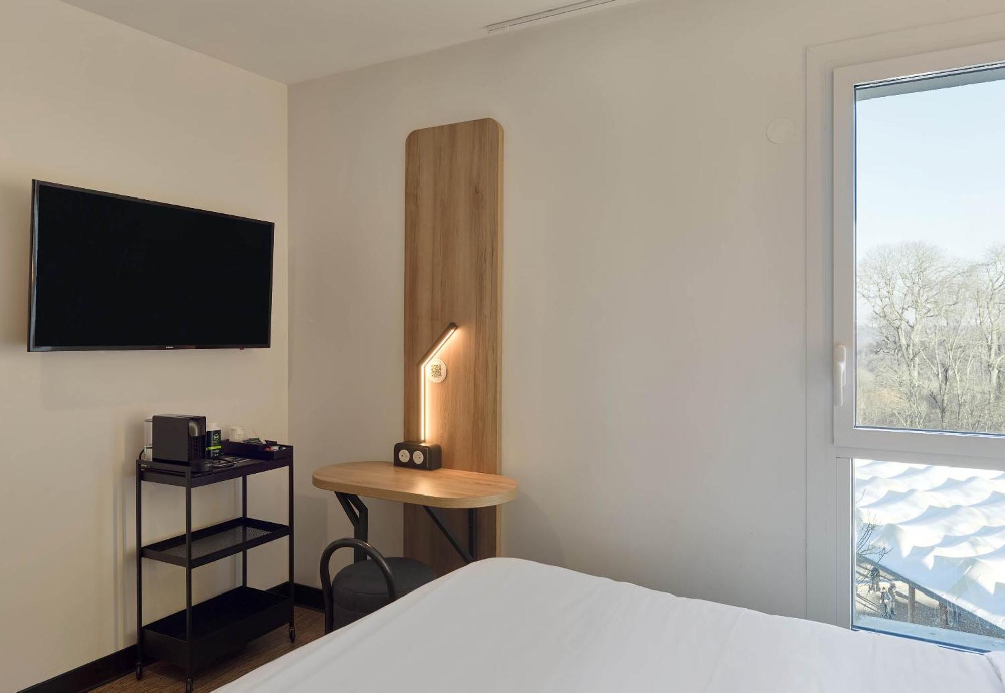 B&B Hotel Paris Meudon Velizy Экстерьер фото