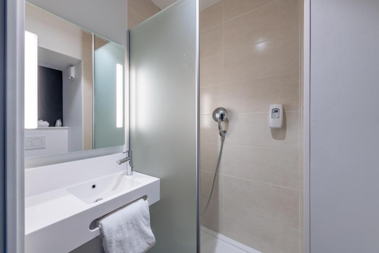 B&B Hotel Paris Meudon Velizy Экстерьер фото